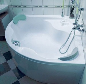 В чем преимущества акриловых ванн