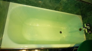 Как покрасить старую ванну. Защитные средства для работ